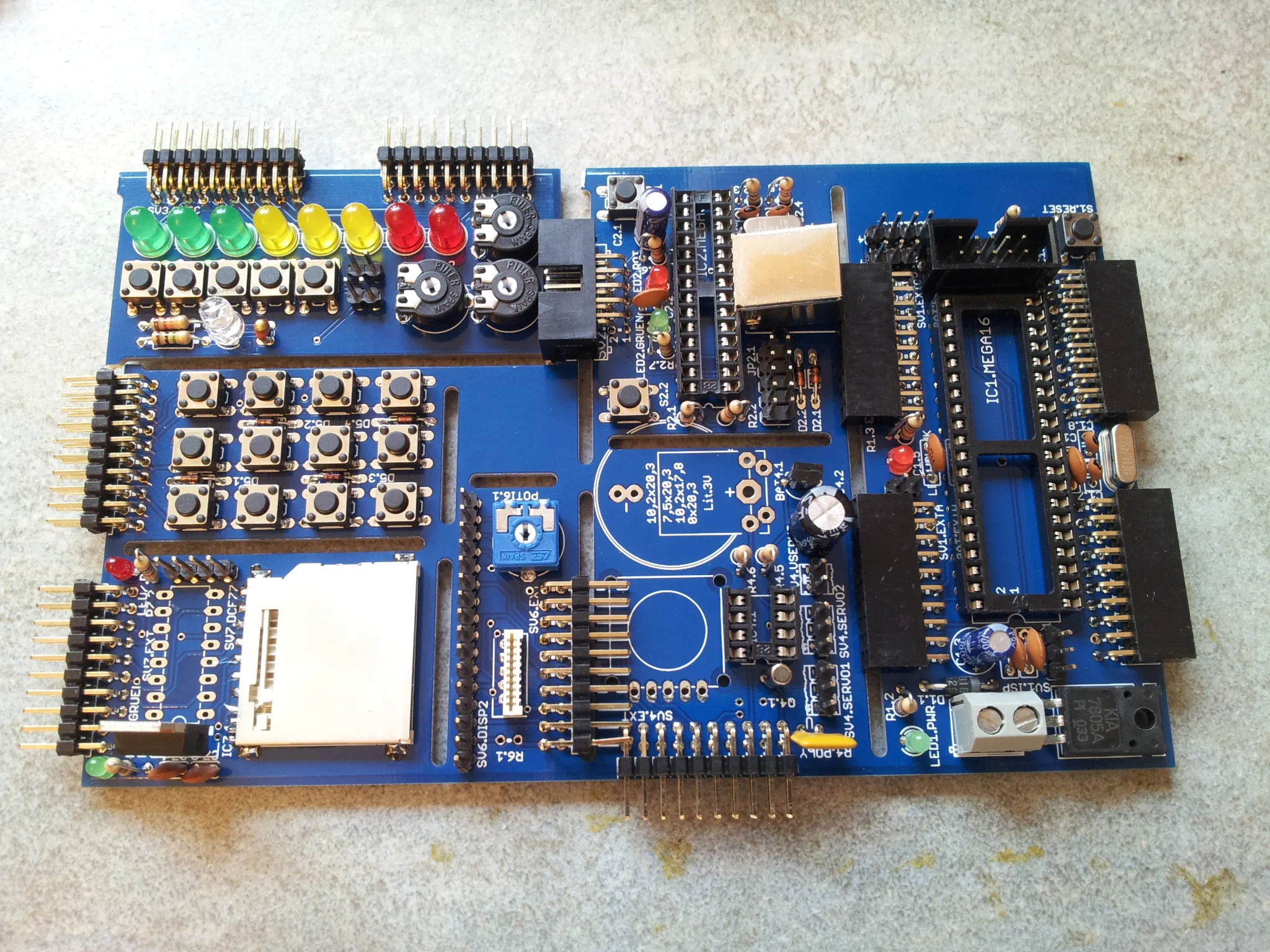 Komplettes Board