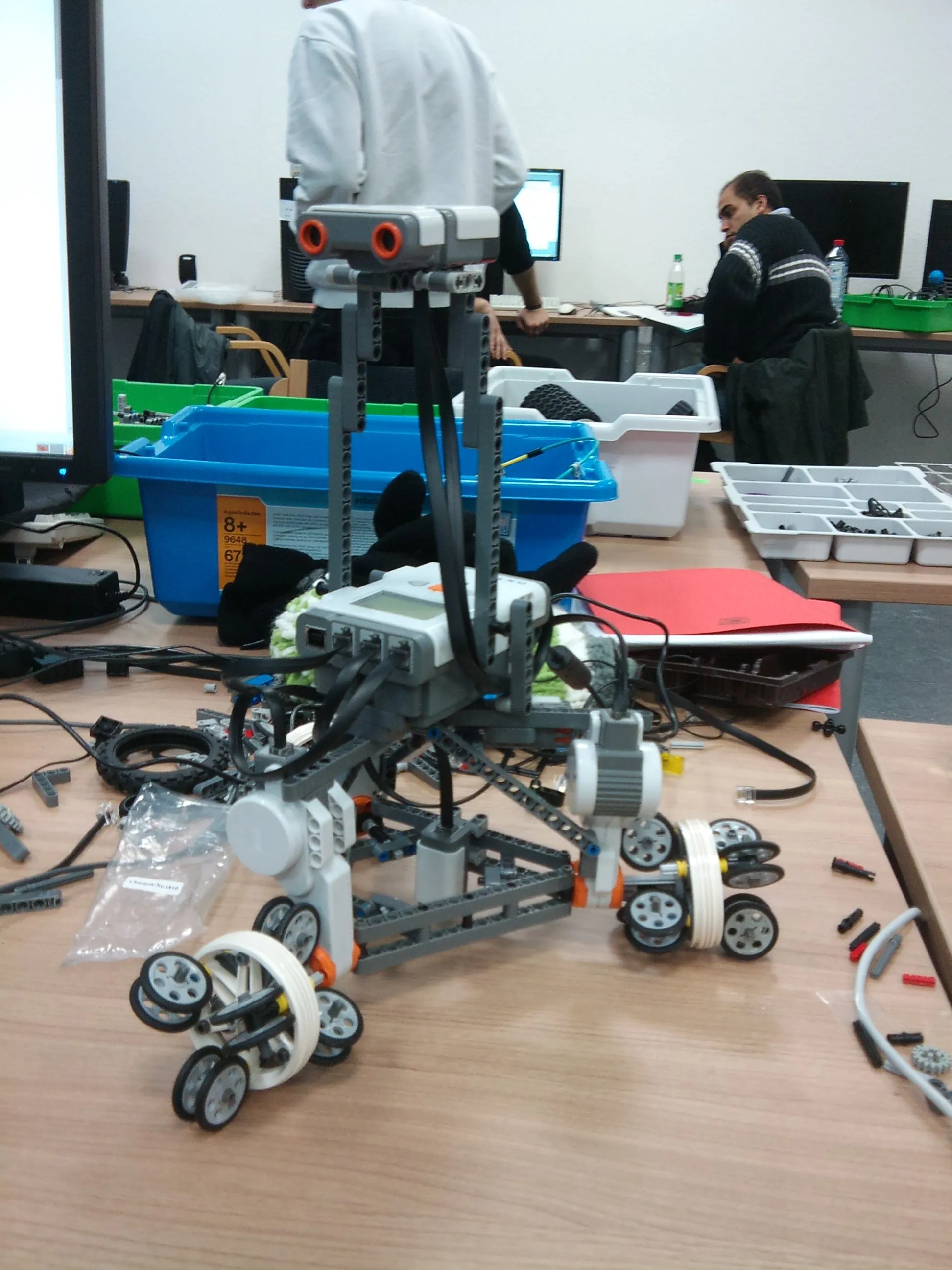 MATLAB-powered NXT Omniwheel Roboter